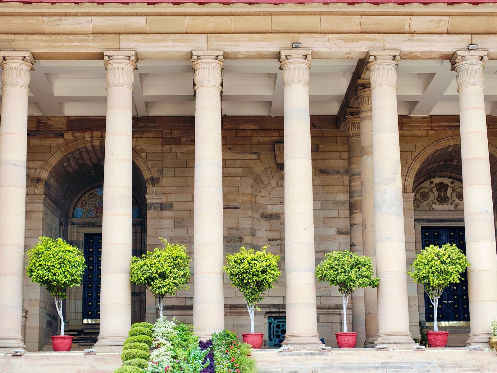 Delhi High Court का निर्देश: पुलिस को महिला की सुरक्षा सुनिश्चित करने का आदेश, Meta को हटानी होगी morphed तस्वीरें